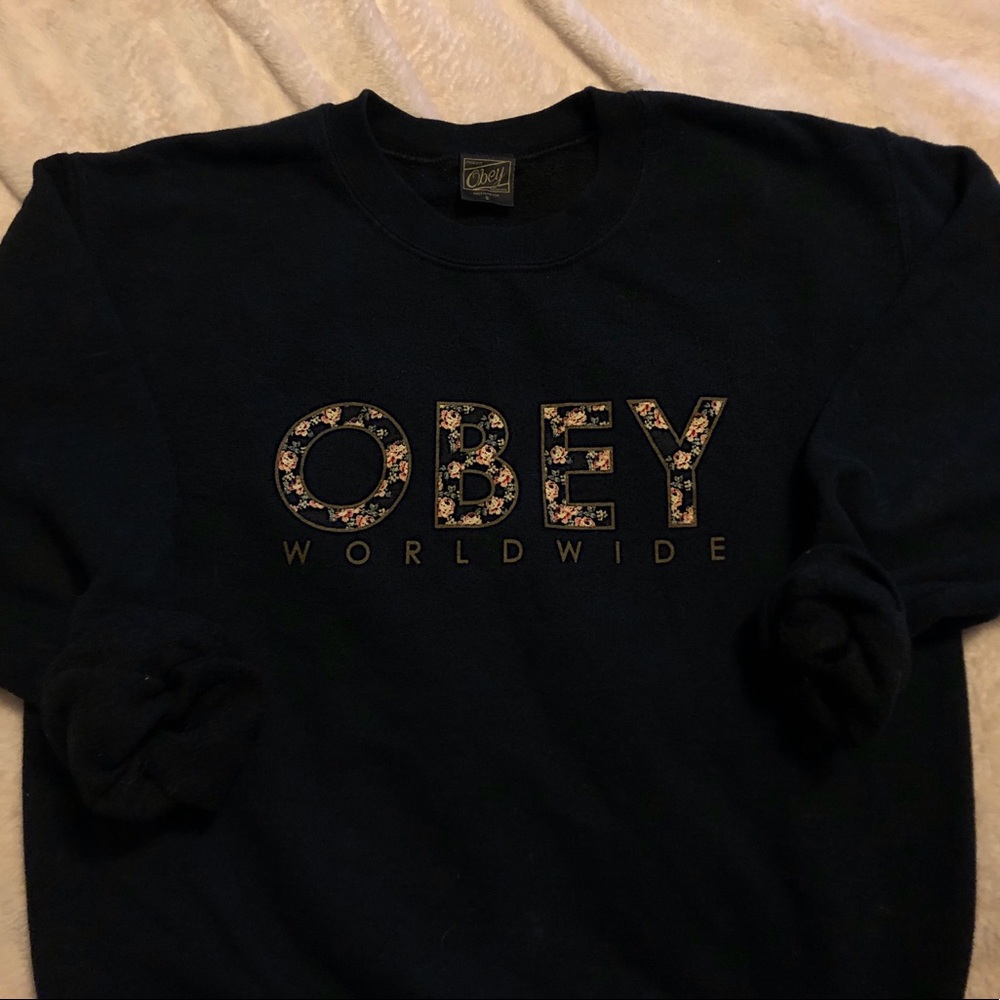 obey sweatshirt